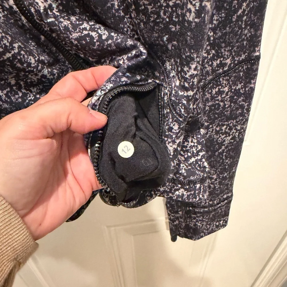Lululemon Forme Jacket- Size 12